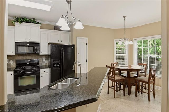 2515 Adrionna Terrace, Clemmons, NC 27012