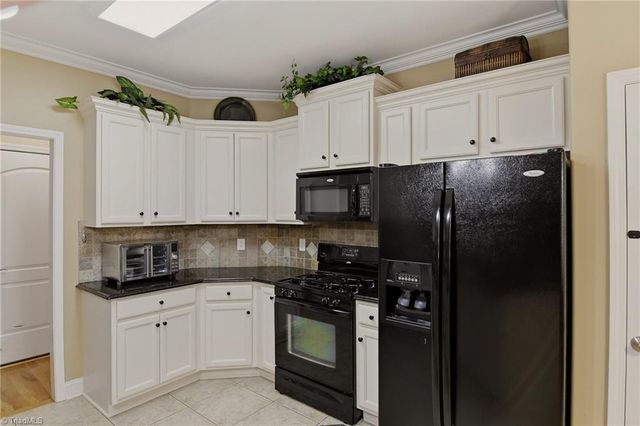 2515 Adrionna Terrace, Clemmons, NC 27012