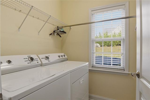2515 Adrionna Terrace, Clemmons, NC 27012