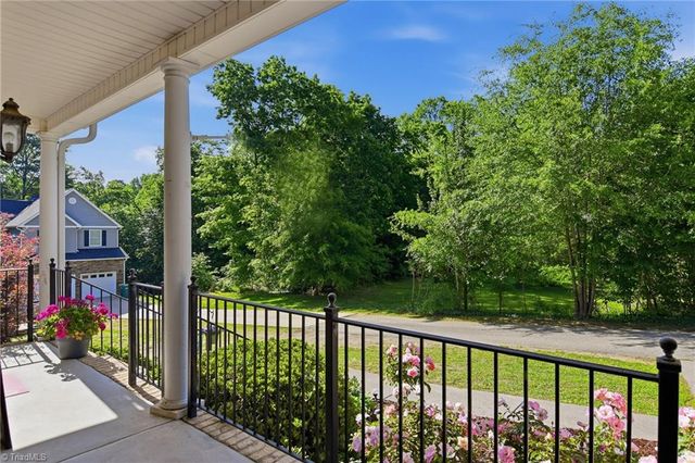 2515 Adrionna Terrace, Clemmons, NC 27012