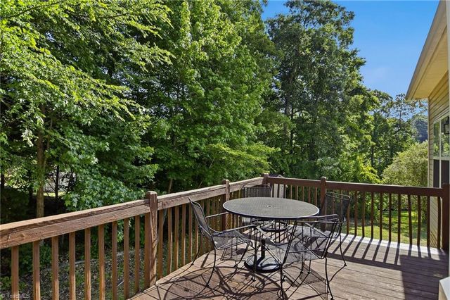 2515 Adrionna Terrace, Clemmons, NC 27012