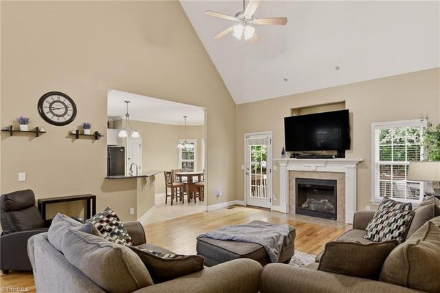 2515 Adrionna Terrace, Clemmons, NC 27012