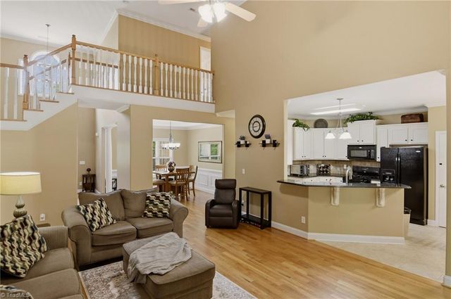 2515 Adrionna Terrace, Clemmons, NC 27012