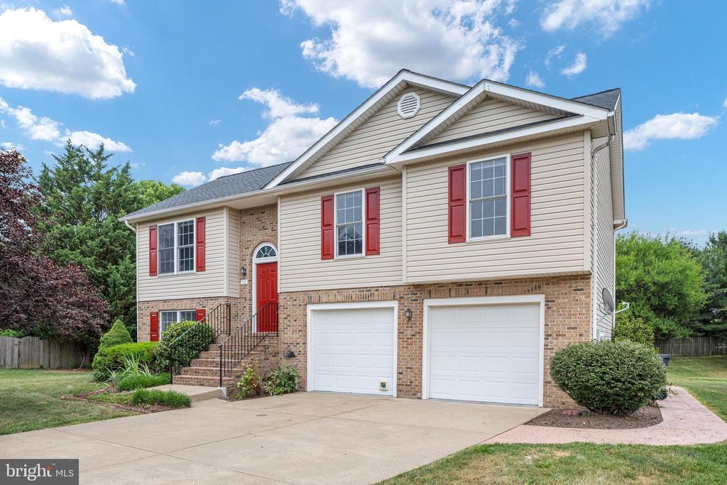 112 WELSH CT, Stephens City, VA 22655