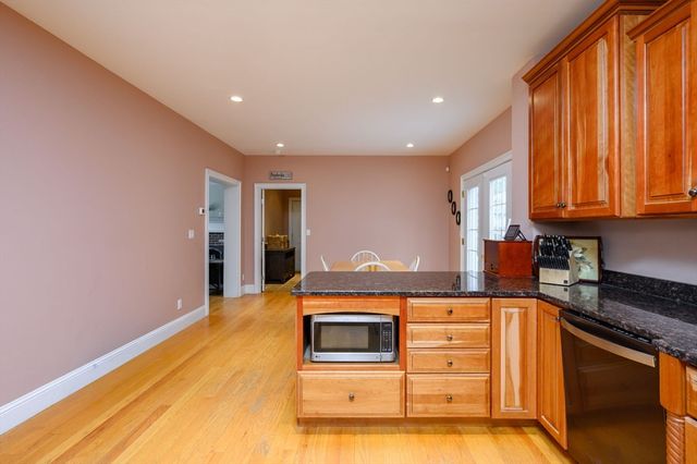 59 Erikson Ln, Pembroke, MA 02359