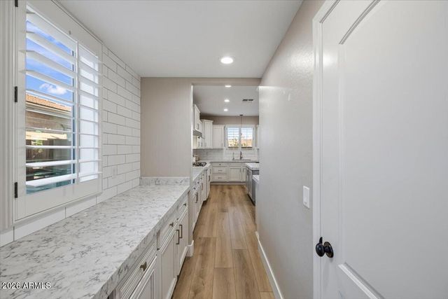 4421 S GRANITE Drive, Chandler, AZ 85249
