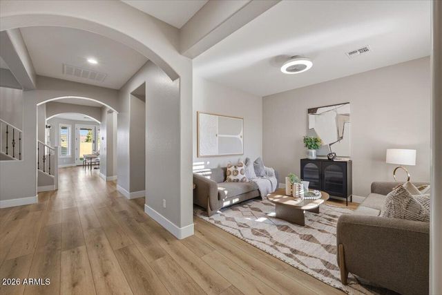 4421 S GRANITE Drive, Chandler, AZ 85249