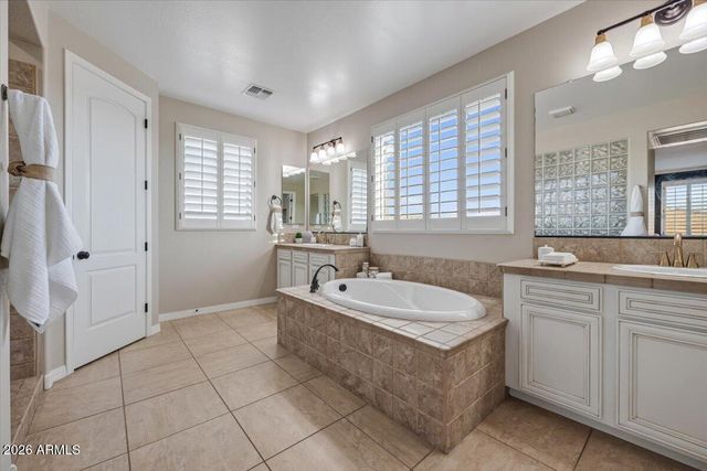 4421 S GRANITE Drive, Chandler, AZ 85249