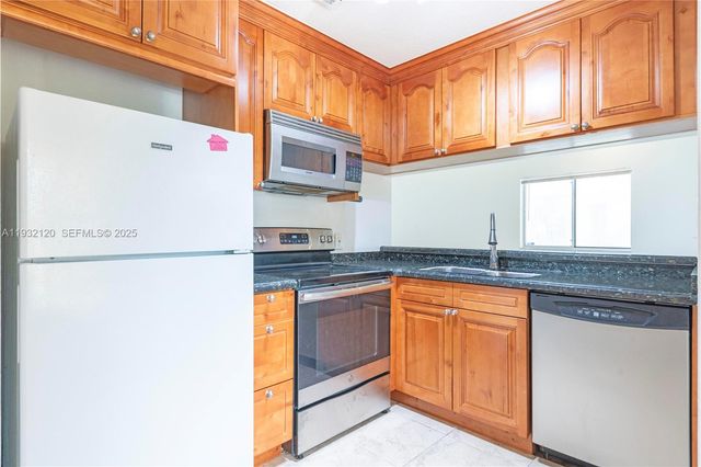 1155 Coral Club Dr 1155, Coral Springs, FL 33071