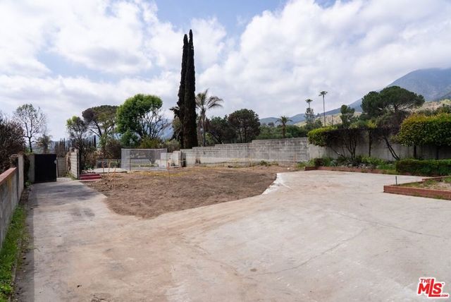 3359 Glenrose Avenue, Altadena, CA 91001