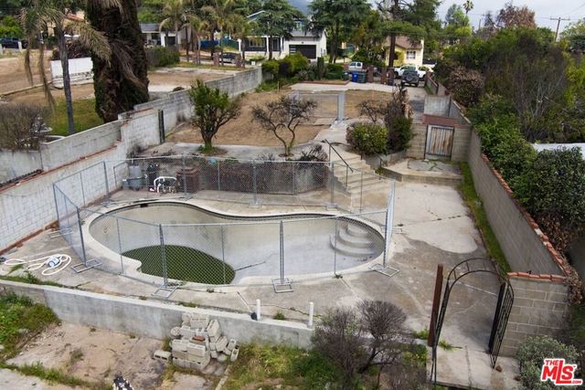 3359 Glenrose Avenue, Altadena, CA 91001