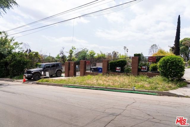 3359 Glenrose Avenue, Altadena, CA 91001