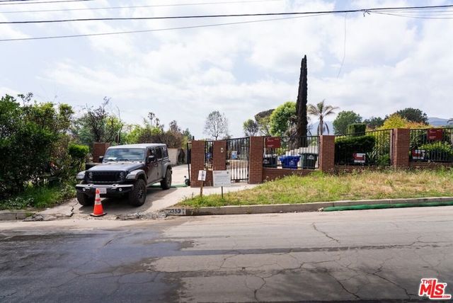 3359 Glenrose Avenue, Altadena, CA 91001