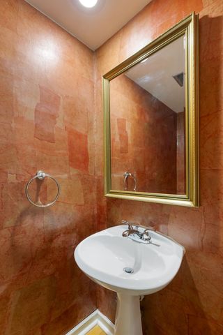 5025 Hillsboro Pike Apt 17I, Nashville, TN 37215