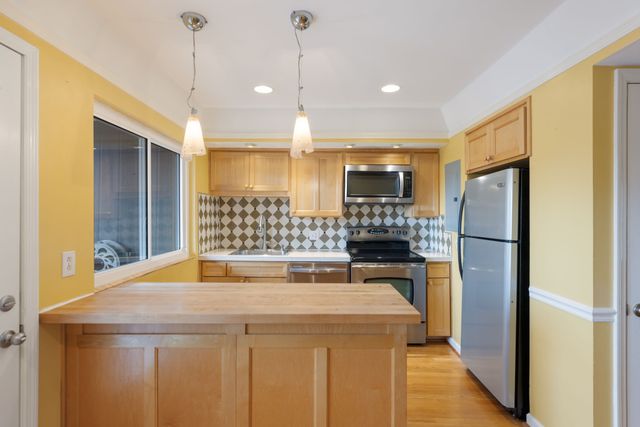 5025 Hillsboro Pike Apt 17I, Nashville, TN 37215