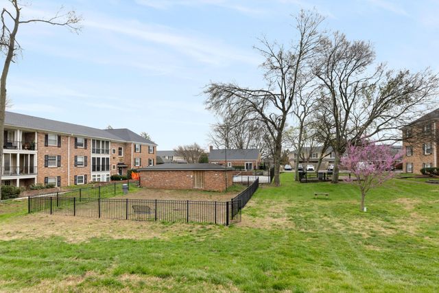5025 Hillsboro Pike Apt 17I, Nashville, TN 37215