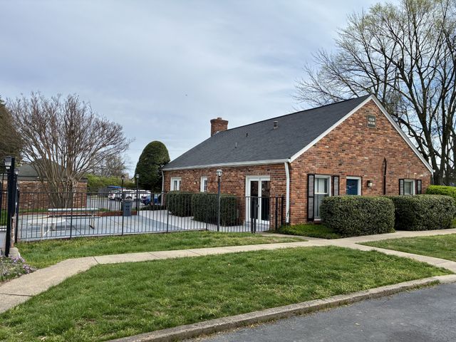 5025 Hillsboro Pike Apt 17I, Nashville, TN 37215