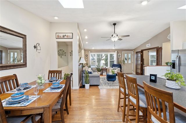 4 Melrose Drive, Coventry, RI 02816