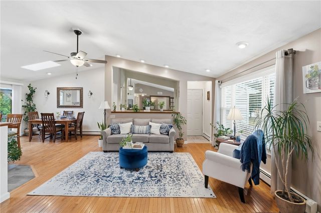 4 Melrose Drive, Coventry, RI 02816