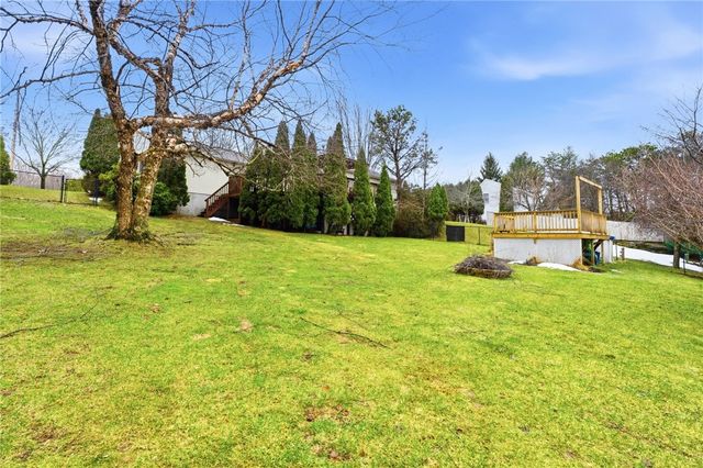 4 Melrose Drive, Coventry, RI 02816