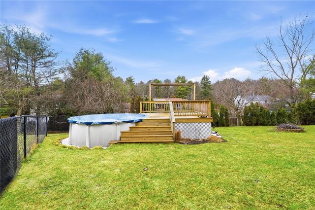 4 Melrose Drive, Coventry, RI 02816