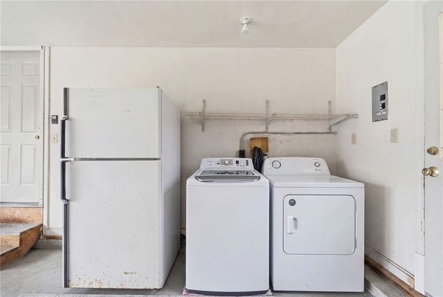 4 Melrose Drive, Coventry, RI 02816