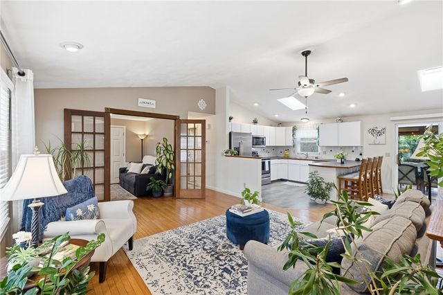 4 Melrose Drive, Coventry, RI 02816