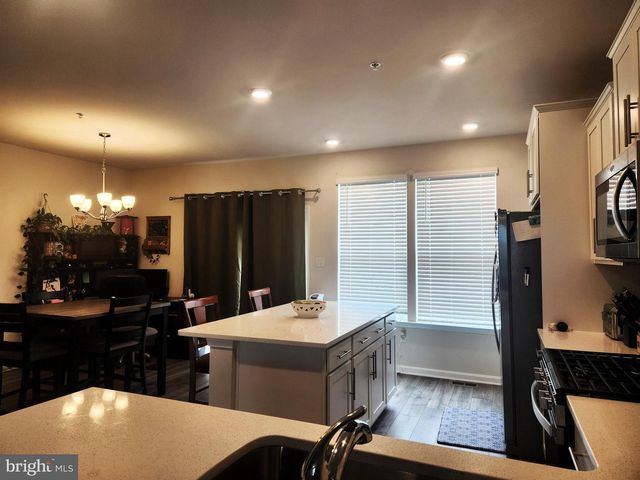 2065 HINSHAW DR, Odenton, MD 21113