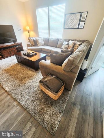 2065 HINSHAW DR, Odenton, MD 21113