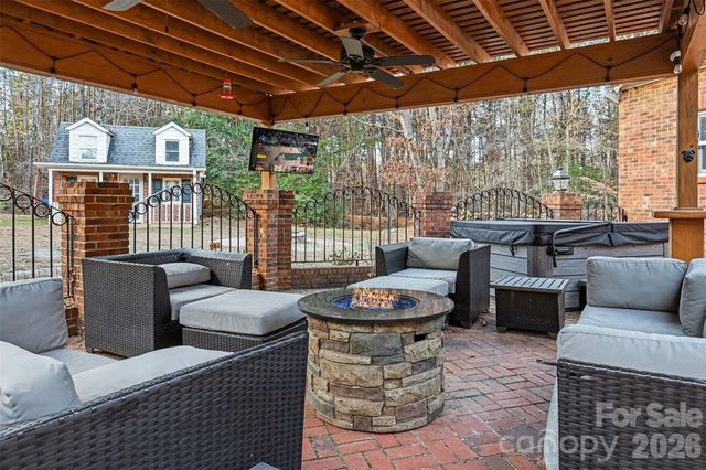 14320 Youngblood Road, Charlotte, NC 28278