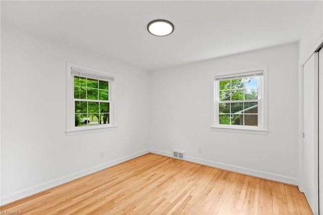3915 Talcott Avenue, Winston-salem, NC 27106
