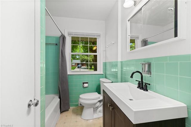 3915 Talcott Avenue, Winston-salem, NC 27106