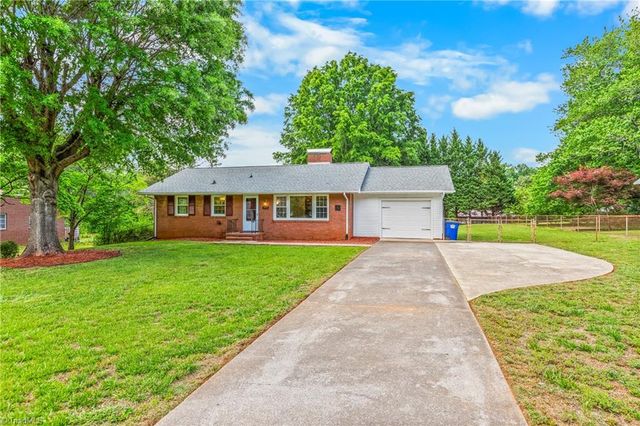 3915 Talcott Avenue, Winston-salem, NC 27106