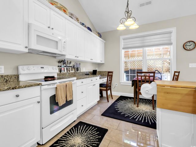 128 Cypress Estates Dr., Murrells Inlet, SC 29576