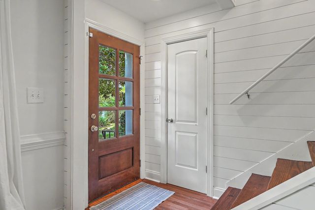94 Gordon Street, Charleston, SC 29403