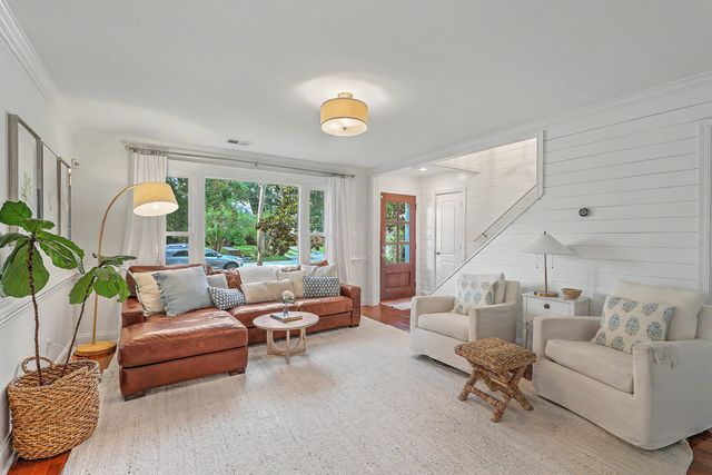 94 Gordon Street, Charleston, SC 29403