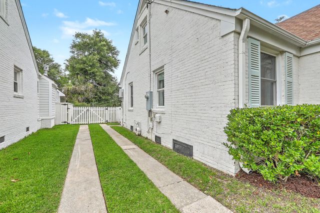 94 Gordon Street, Charleston, SC 29403