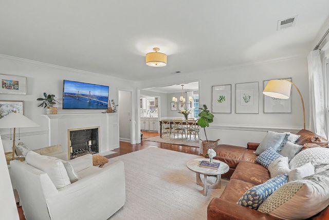 94 Gordon Street, Charleston, SC 29403