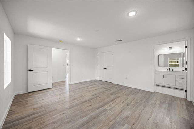 12406 Palmbeach Street, Houston, TX 77034