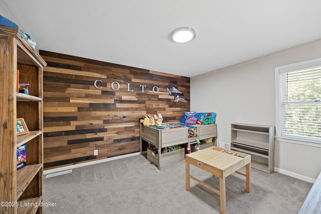 5107 Glen Cove Rd, La Grange, KY 40031