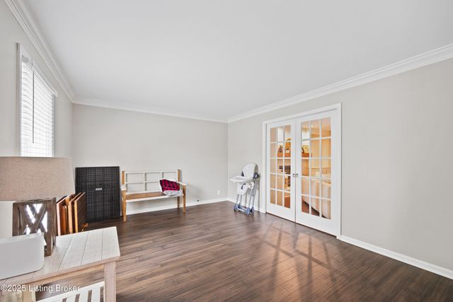 5107 Glen Cove Rd, La Grange, KY 40031