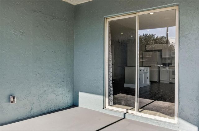 2079 SE Triumph Road, Port St Lucie, FL 34952