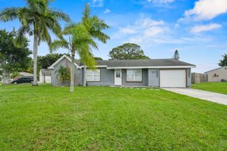 2079 SE Triumph Road, Port St Lucie, FL 34952