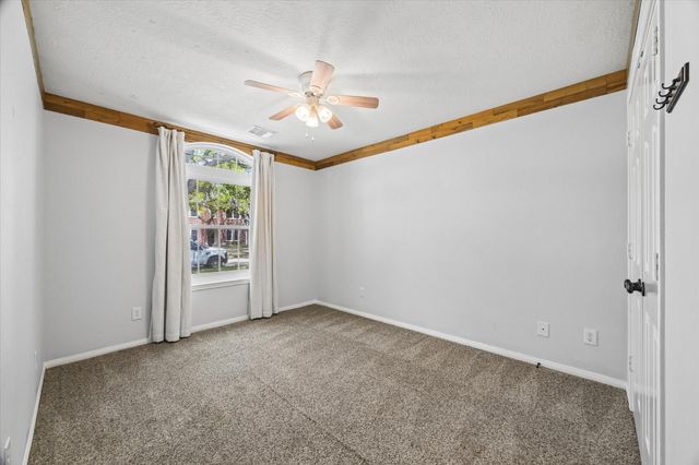 3211 Ivory Pointe Drive, League City, TX 77573