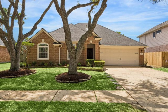 3211 Ivory Pointe Drive, League City, TX 77573