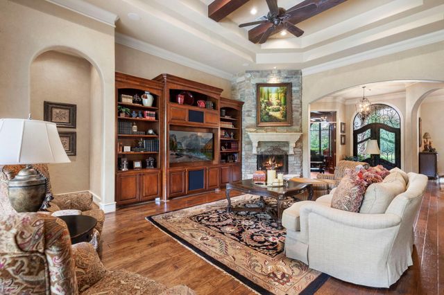 38 Post Shadow Estate Drive, Spring, TX 77389