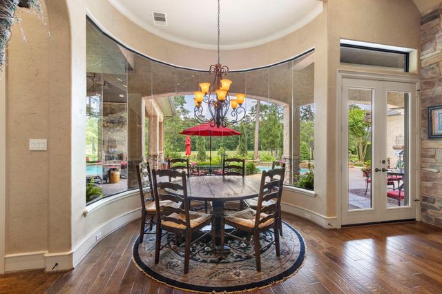 38 Post Shadow Estate Drive, Spring, TX 77389