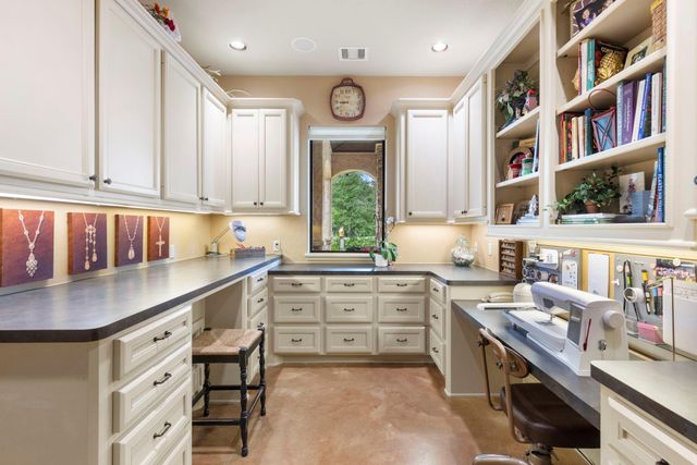 38 Post Shadow Estate Drive, Spring, TX 77389