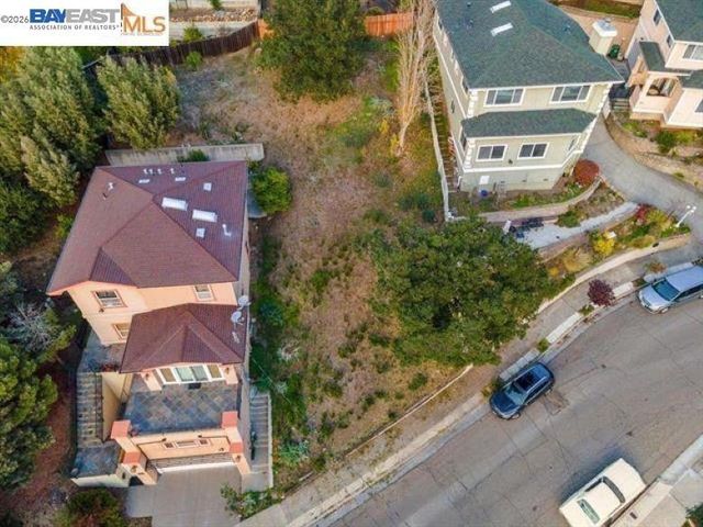 6338 Buena Ventura Ave, Oakland, CA 94605