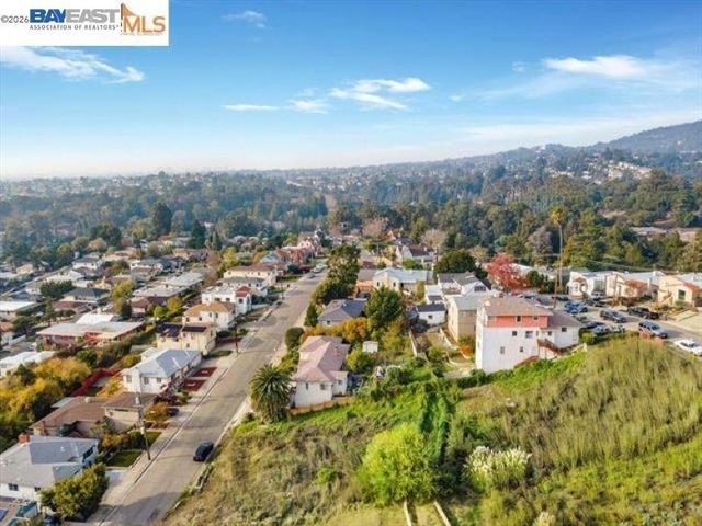 6338 Buena Ventura Ave, Oakland, CA 94605